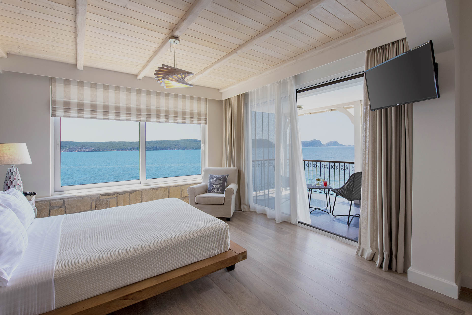 Pylos Hotel | Karalis Beach Hotel in Pylos | Pylos Messinia Hotels